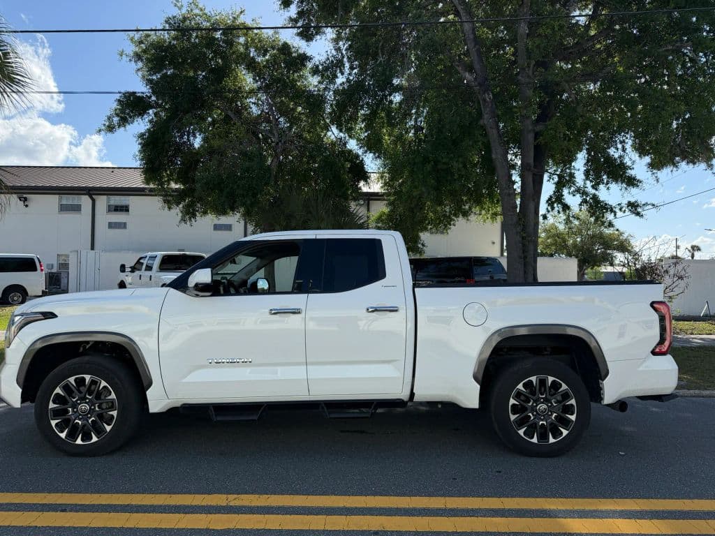 2022 Toyota Tundra Double Cab photo 5