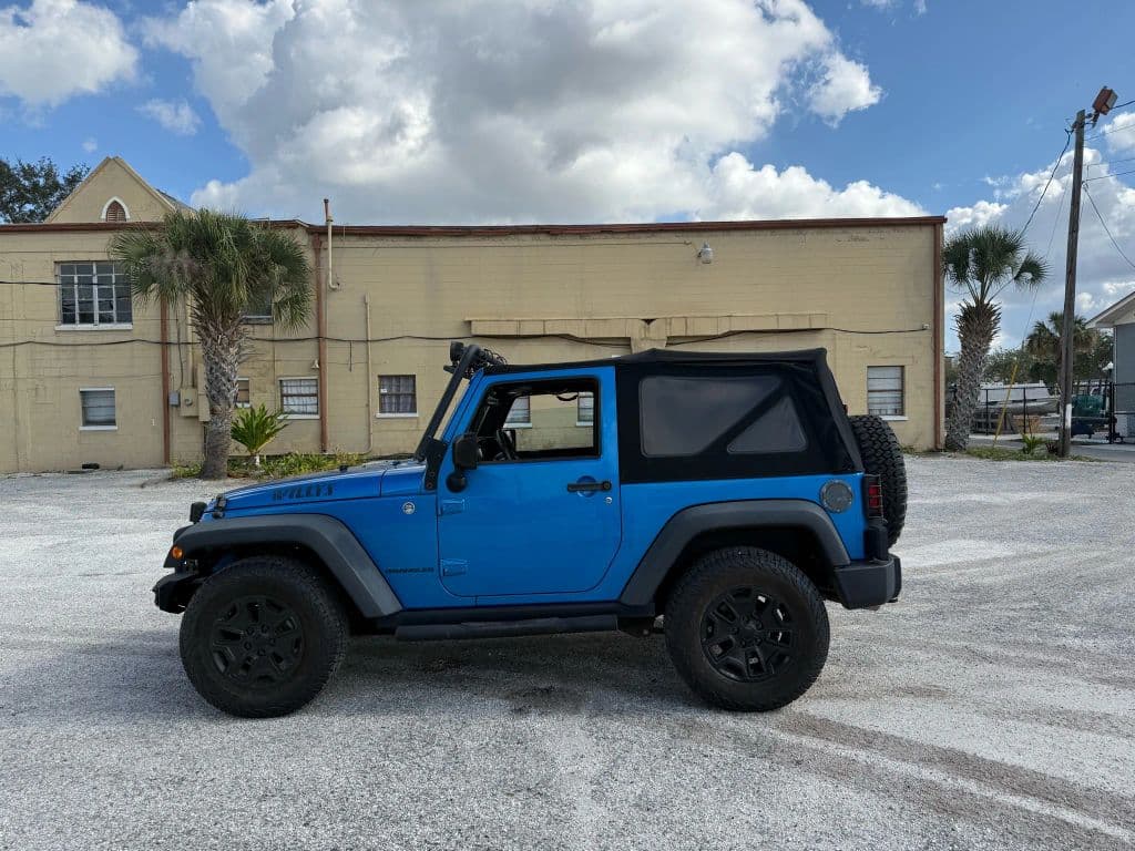 2015 Jeep Wrangler photo 5