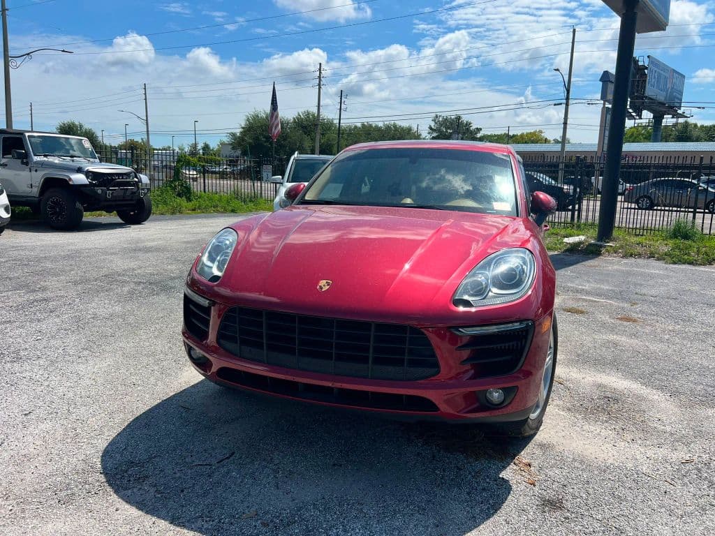 2016 Porsche Macan photo 3