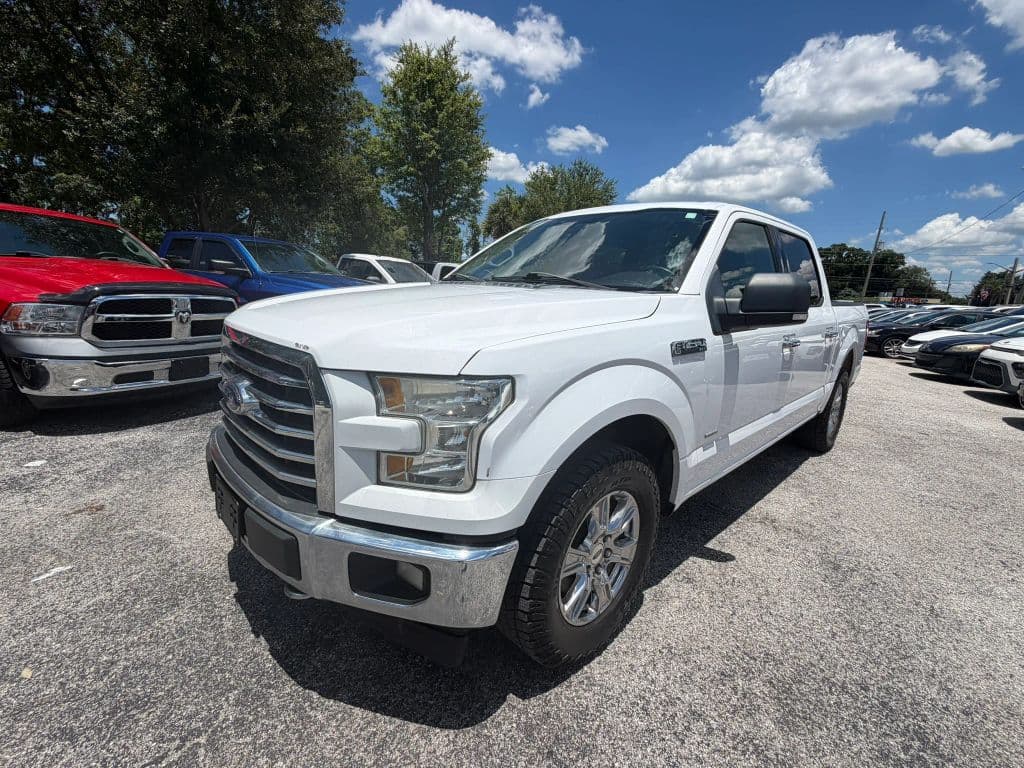 2017 Ford F150 Supercrew Cab photo 2