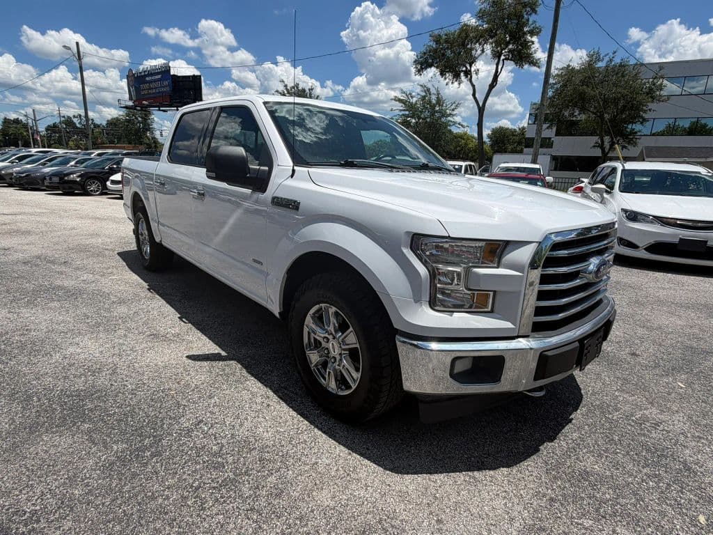 2017 Ford F150 Supercrew Cab photo 4