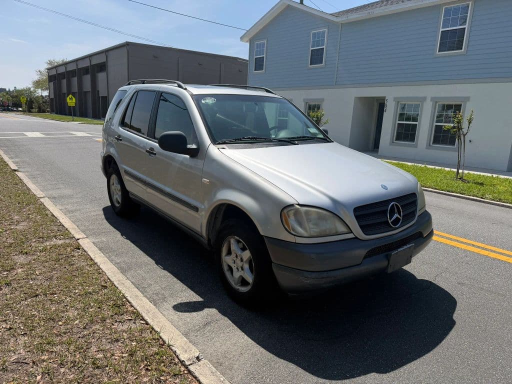 1999 Mercedes-Benz M-Class photo 4