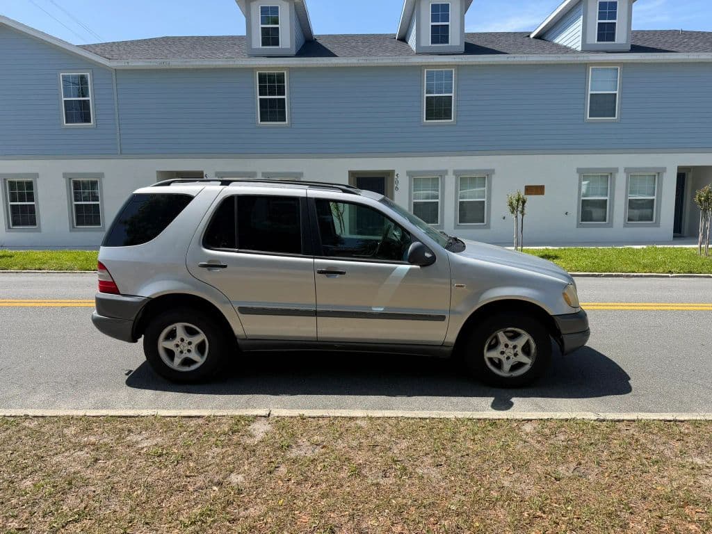 1999 Mercedes-Benz M-Class photo 5