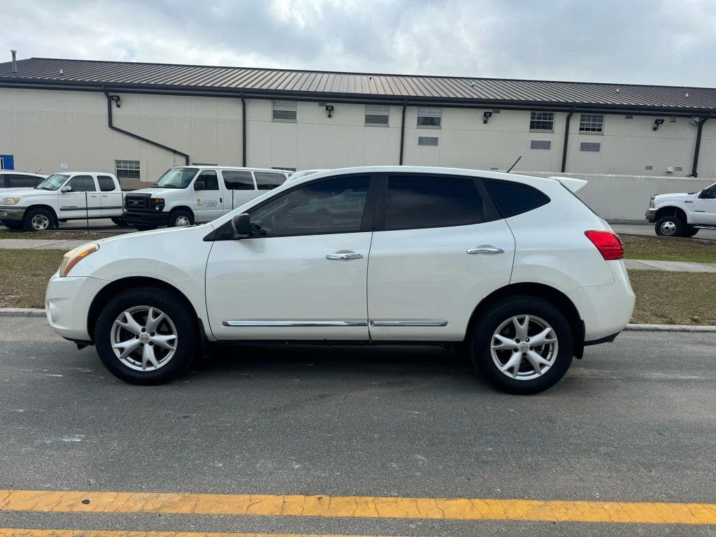 2012 Nissan Rogue photo 3